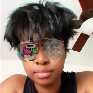 Meet your Posher, Nicholette